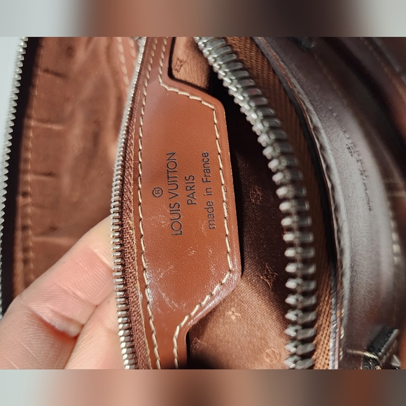 Louis Vuitton Suhali Lockit pm. No key for the lock. - Picture 13 of 15